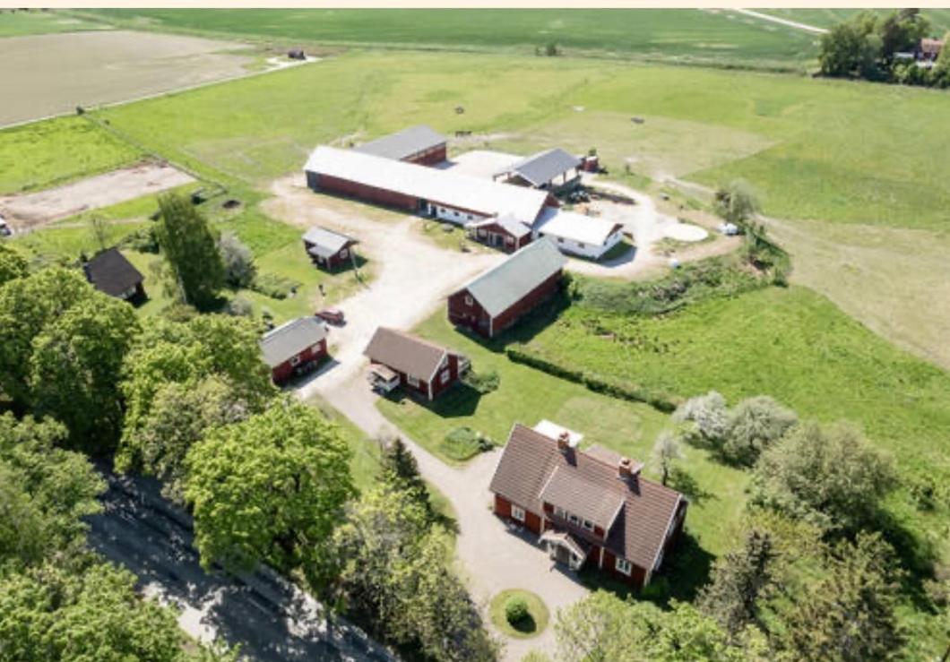 Vallby Farm Camp Orebro Ngoại thất bức ảnh
