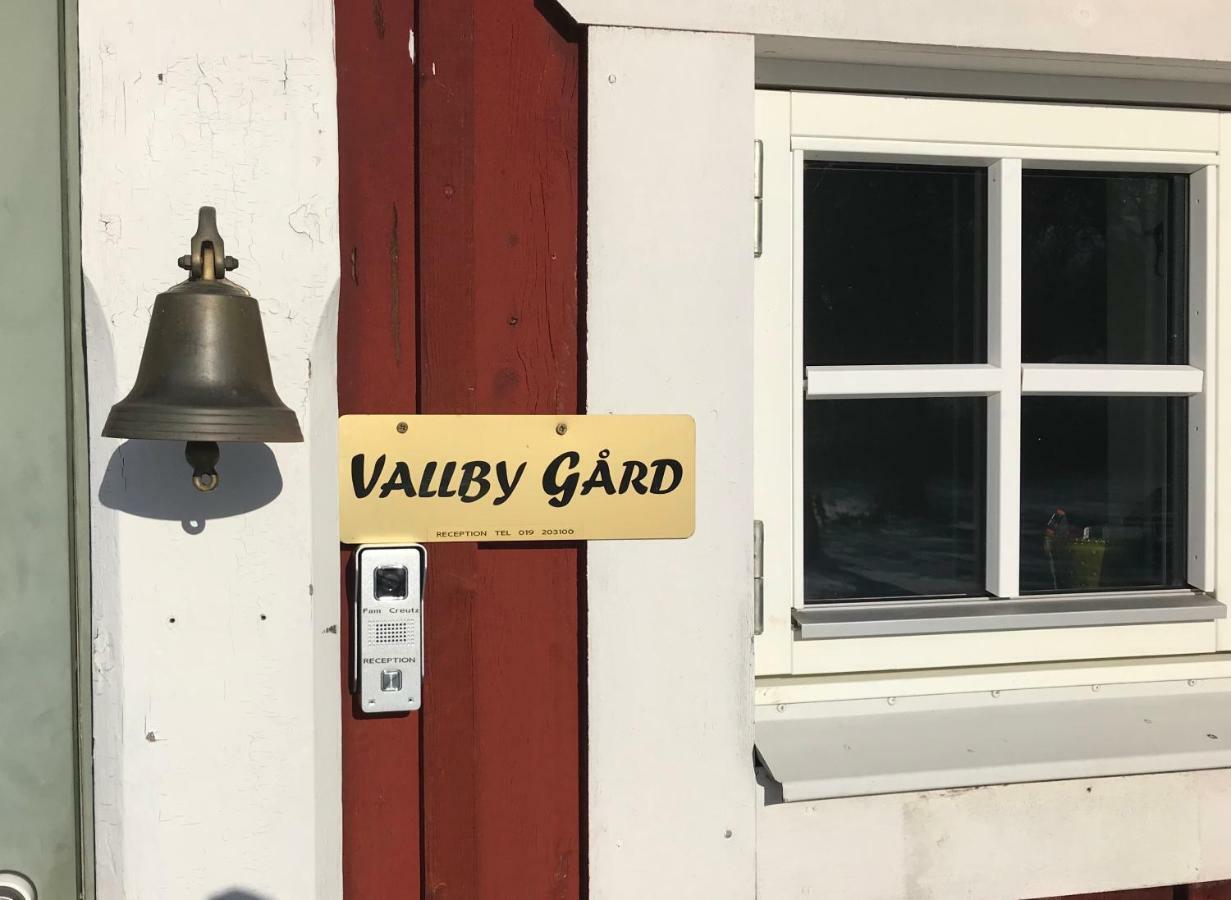 Vallby Farm Camp Orebro Ngoại thất bức ảnh